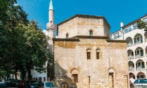 Kekayaan Sejarah dan Kebudayaan, Masjid Bajrakli di Serbia